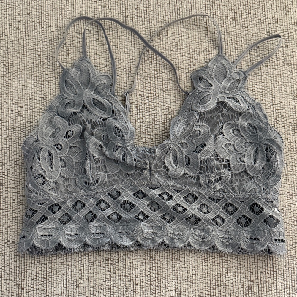 Anemone Lace Bralette in Gray